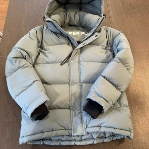 Aritzia super puff. Reg length. Size XS. Colour evening dove. Perfect condition